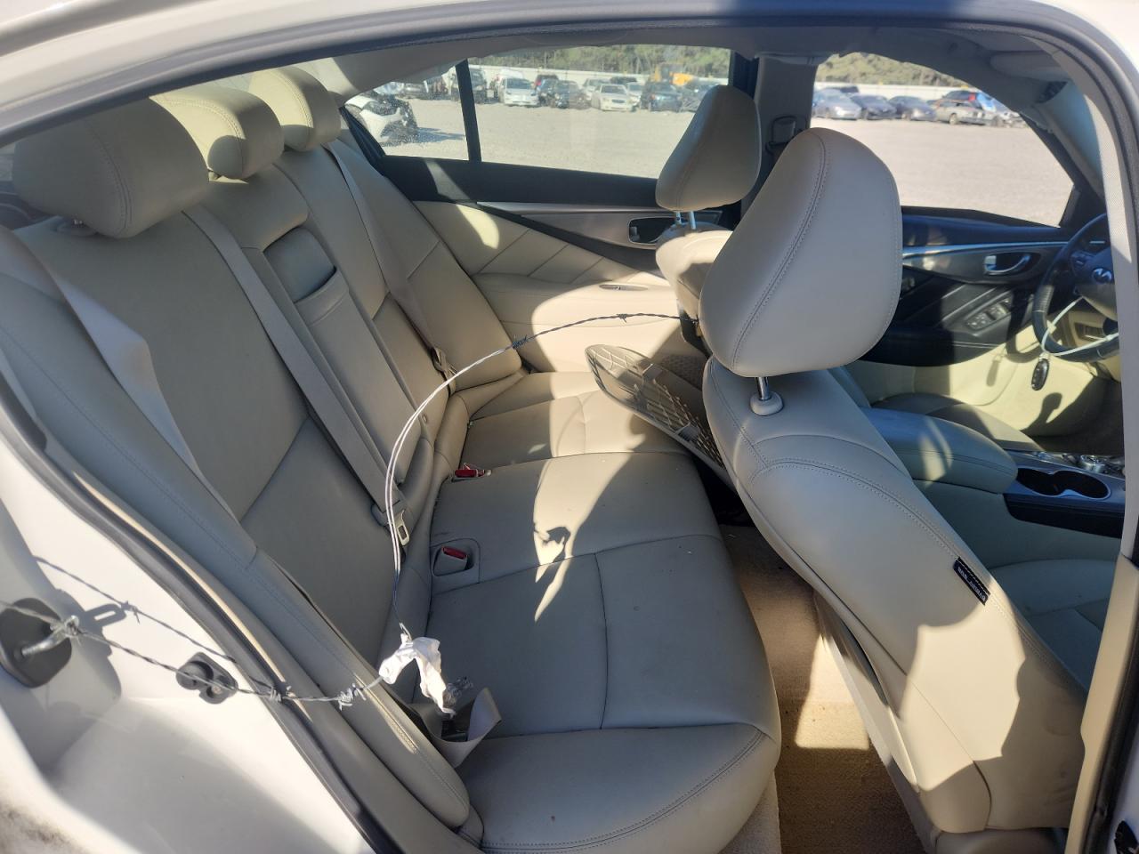 INFINITI Q50 BASE