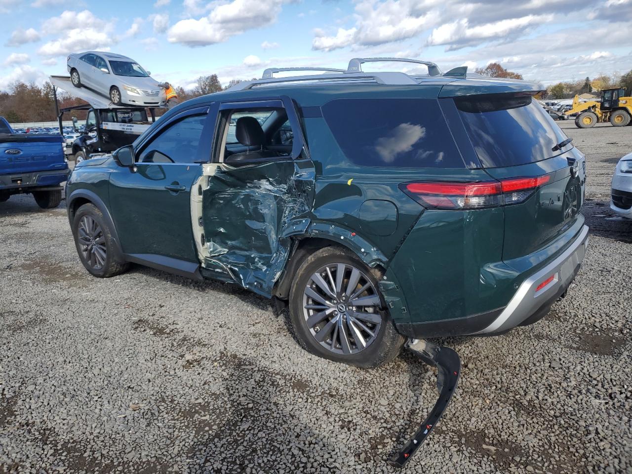 NISSAN PATHFINDER SL