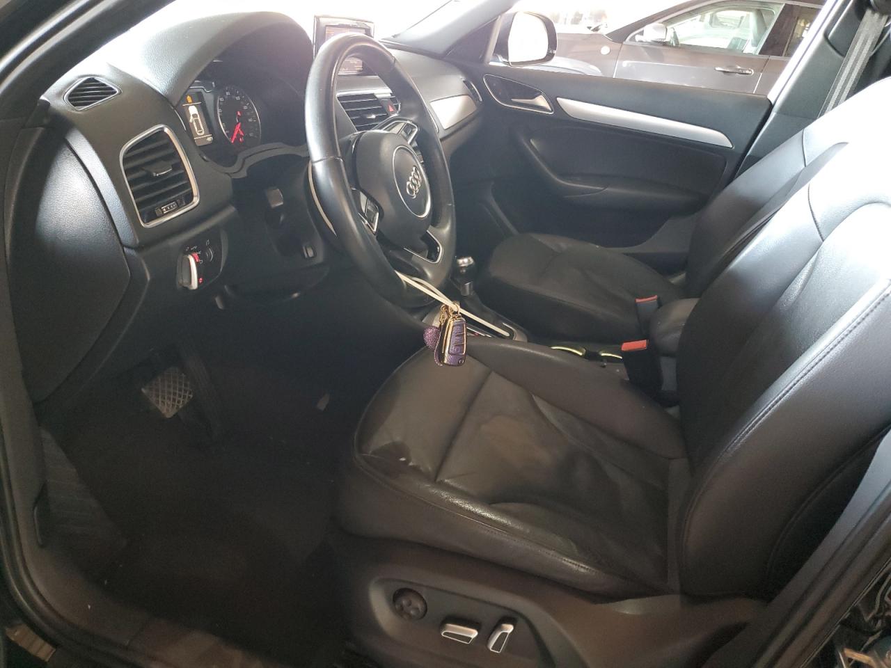 AUDI Q3 PREMIUM PLUS