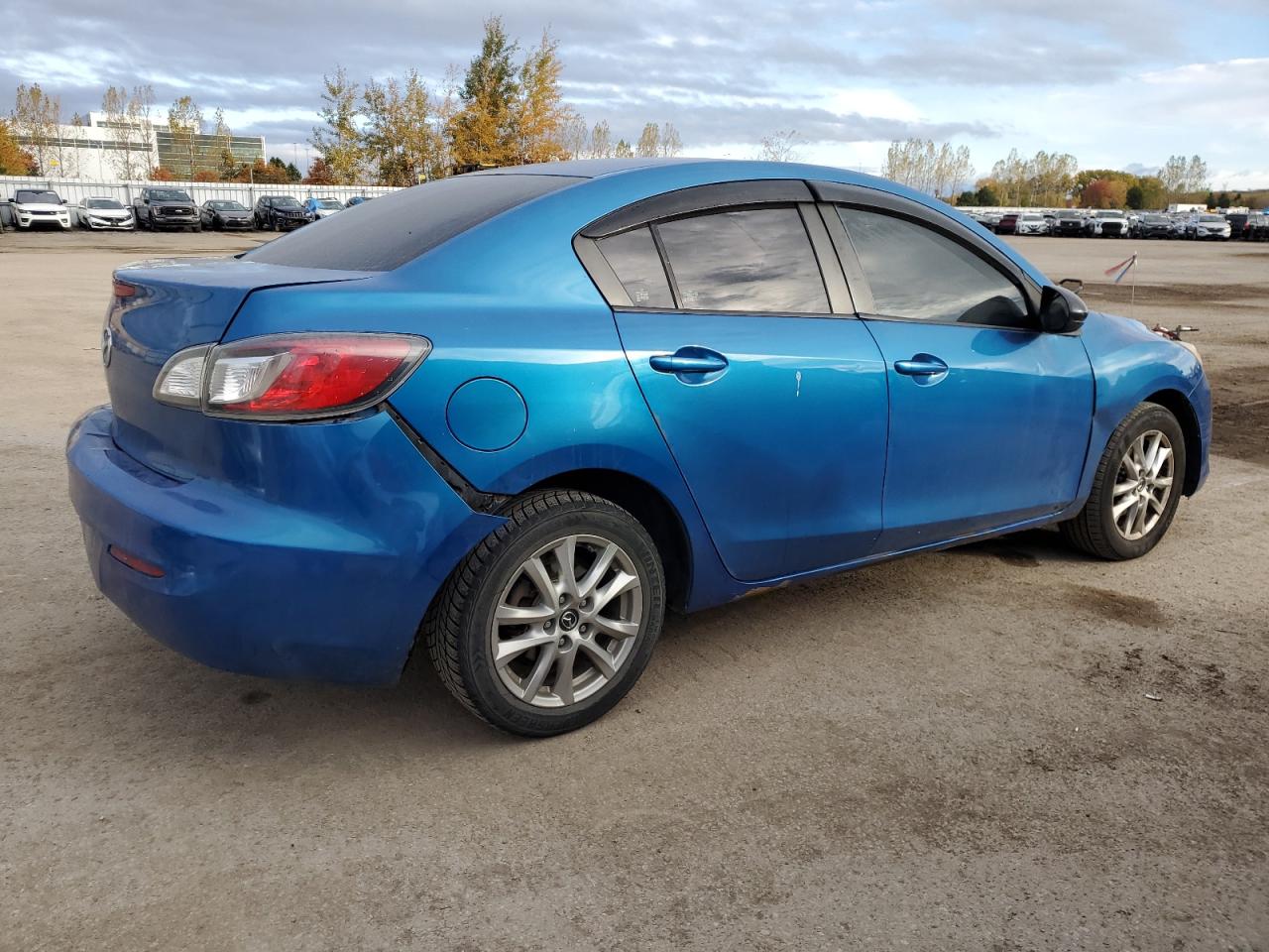 MAZDA 3 I