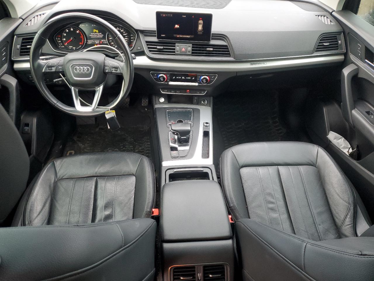 AUDI Q5 PREMIUM PLUS