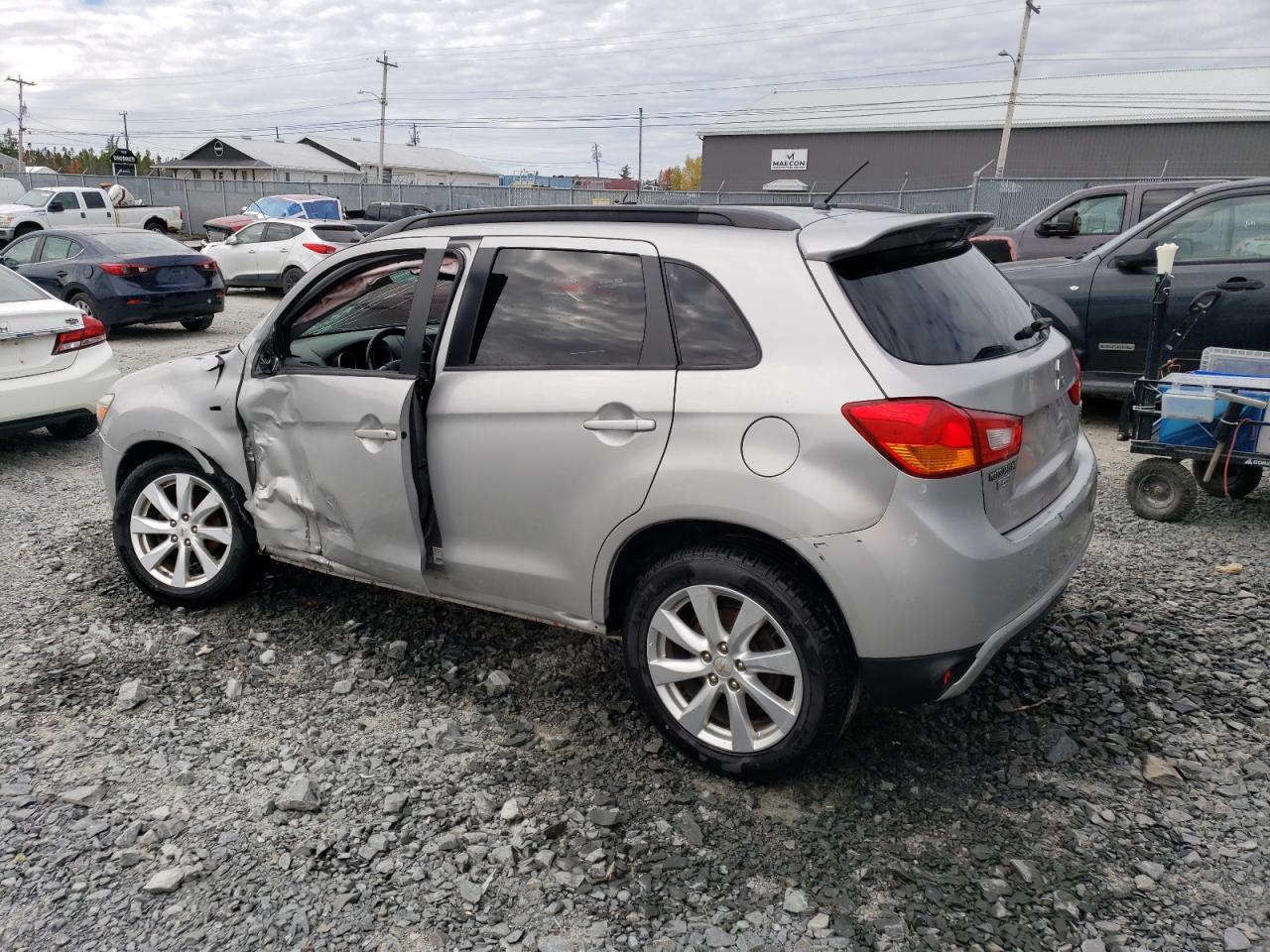 MITSUBISHI OUTLANDER GT