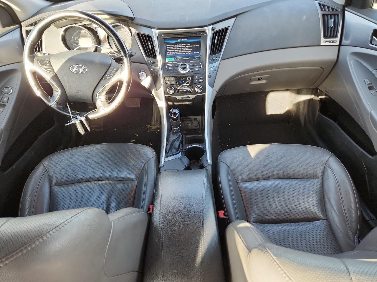 HYUNDAI SONATA HYBRID