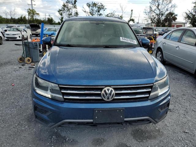 2018 VOLKSWAGEN TIGUAN SE 3VV3B7AX2JM210157