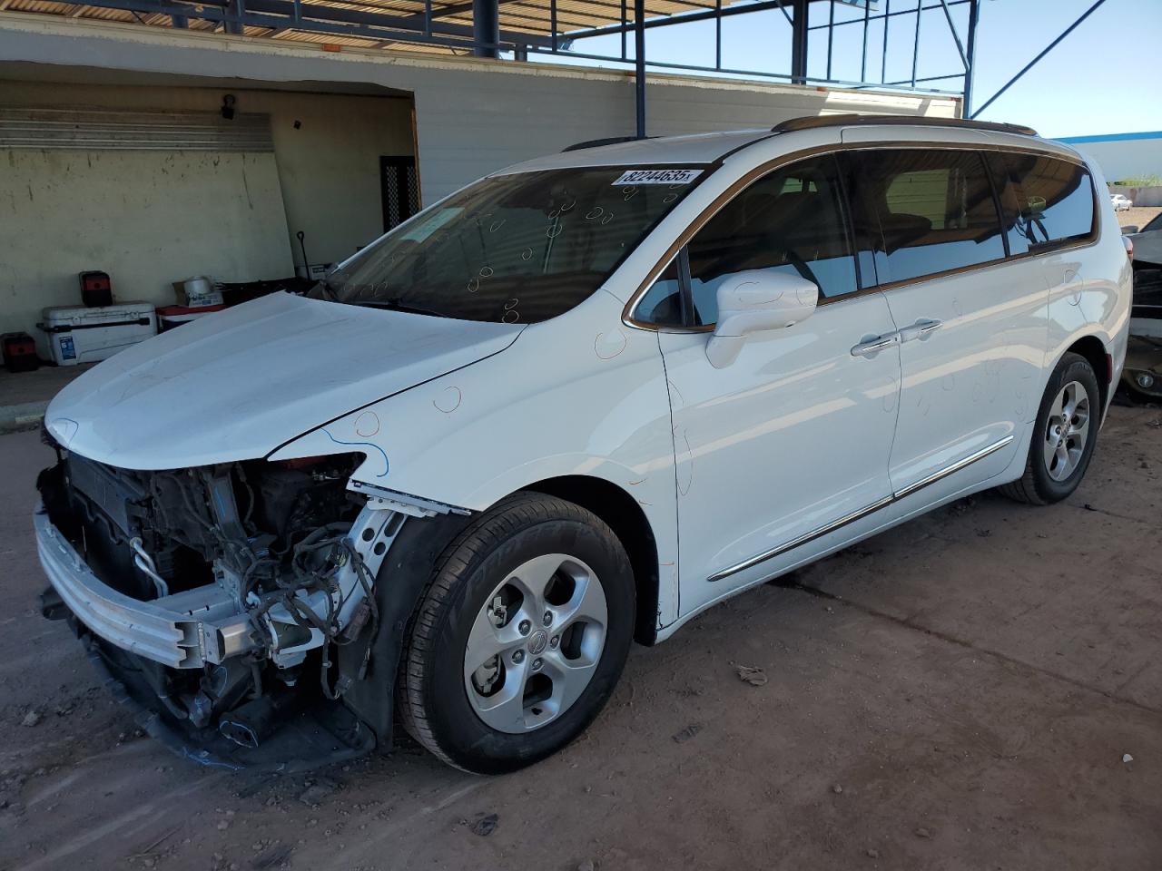 CHRYSLER PACIFICA TOURING L PLUS