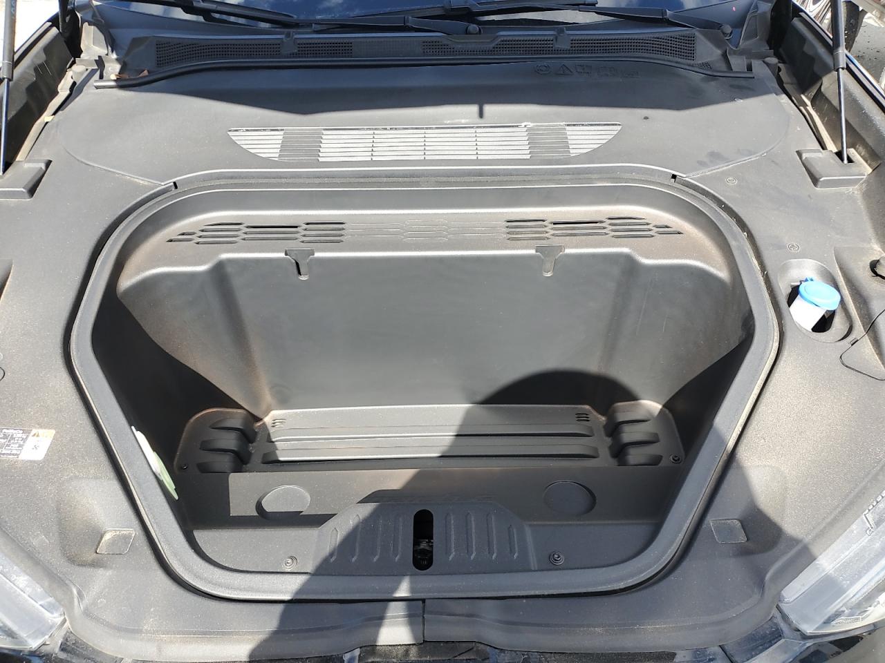 FORD MUSTANG PREMIUM