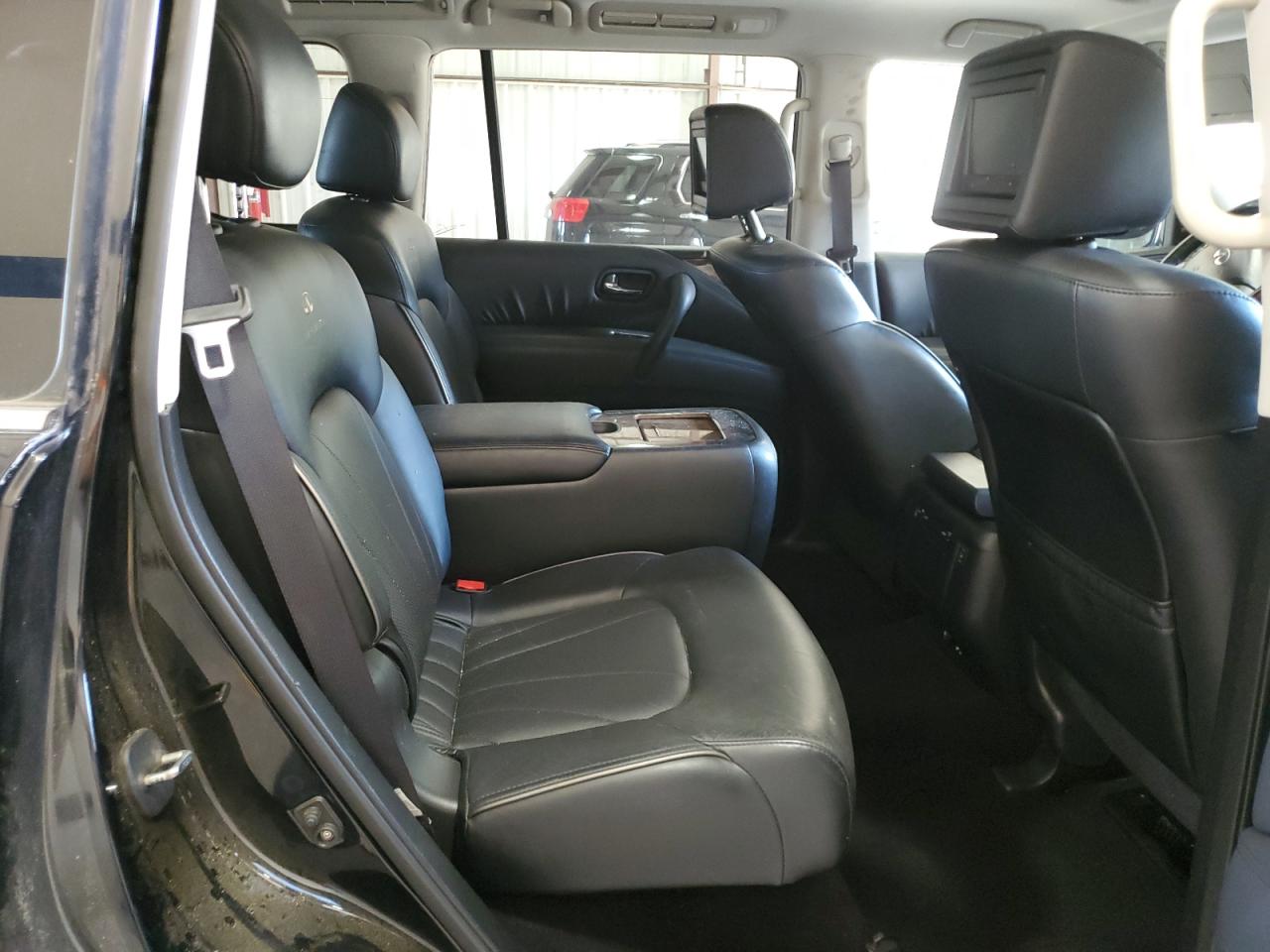 INFINITI QX56