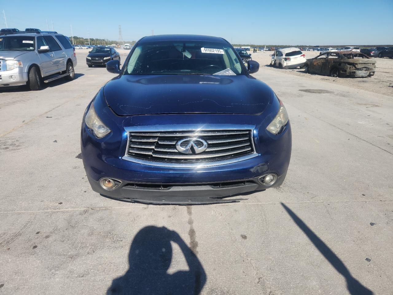 INFINITI FX37