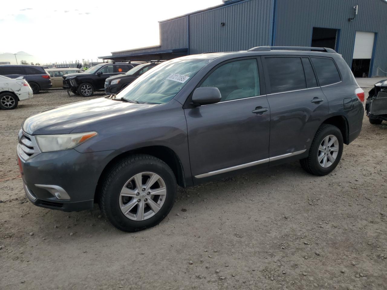 TOYOTA HIGHLANDER BASE