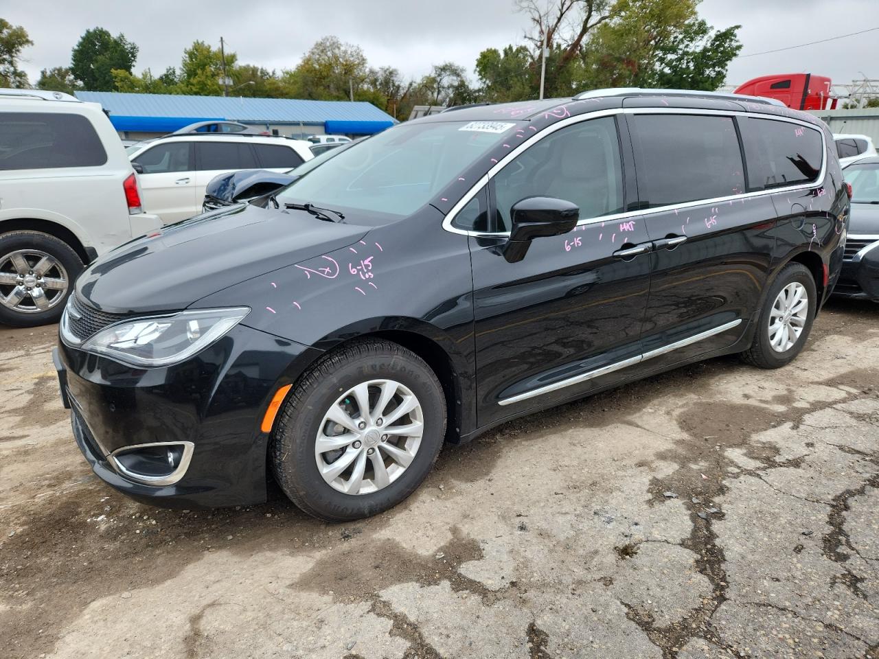 CHRYSLER PACIFICA TOURING L PLUS