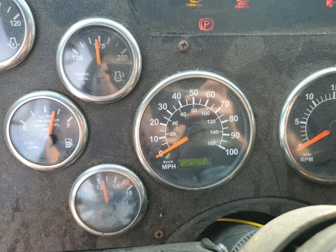 Lot #3287298983 2008 AUTOCAR LLC XPEDITOR W