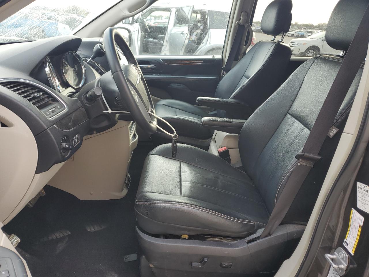 CHRYSLER TOWN & COUNTRY TOURING