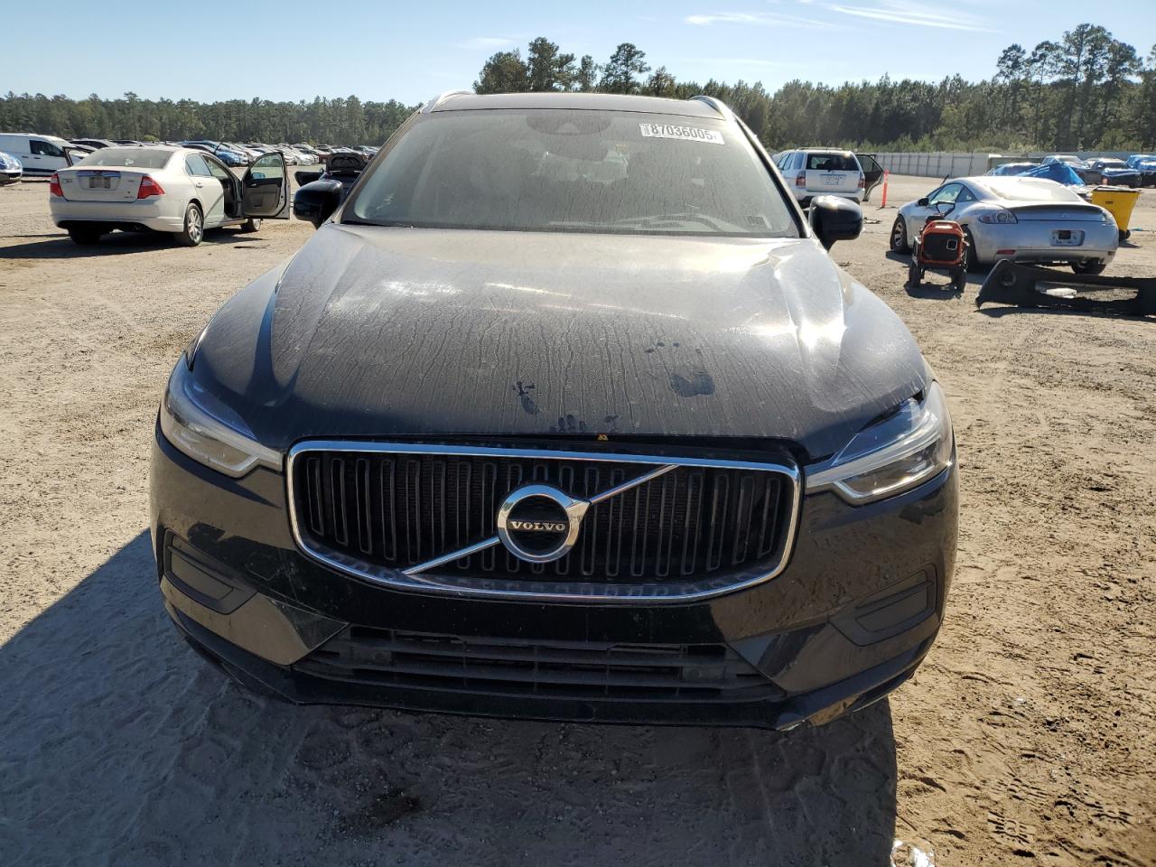 VOLVO XC60 T5 MOMENTUM