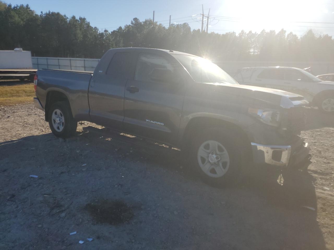 TOYOTA TUNDRA DOUBLE CAB SR