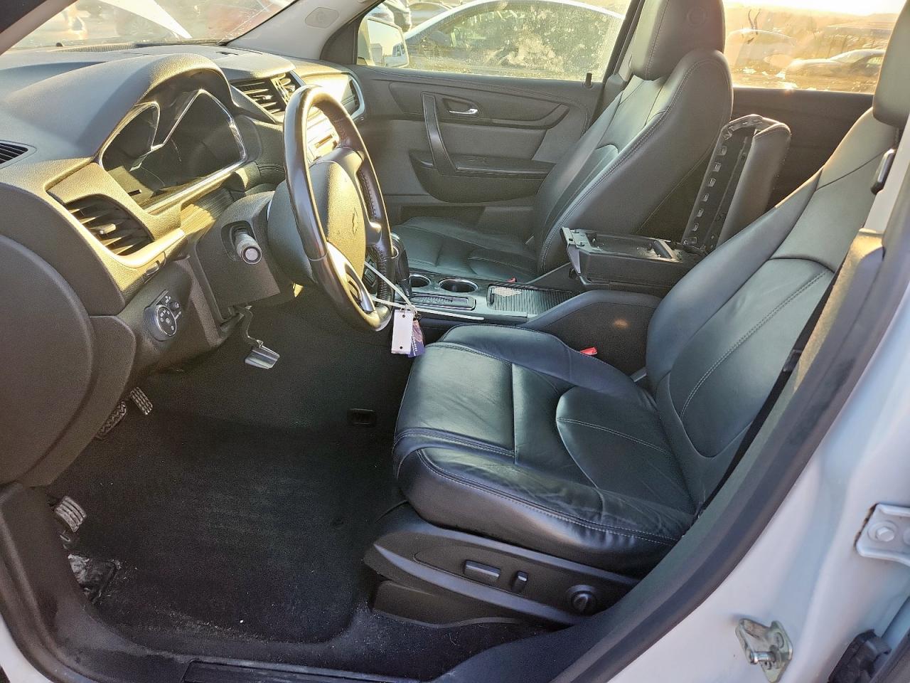 CHEVROLET TRAVERSE LT