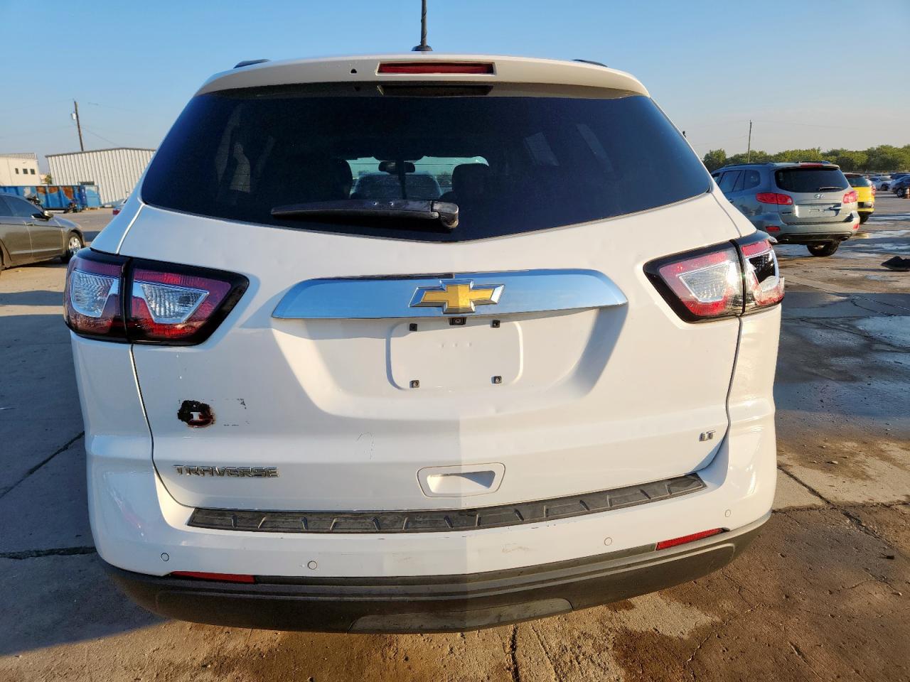 CHEVROLET TRAVERSE LT