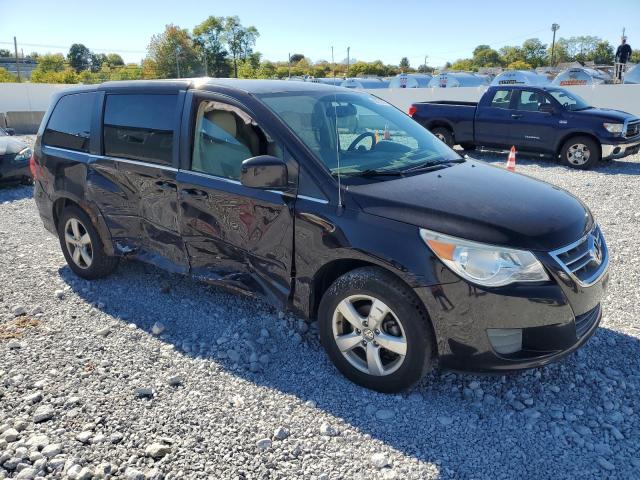 2010 VOLKSWAGEN ROUTAN SE - 2V4RW3D19AR360522