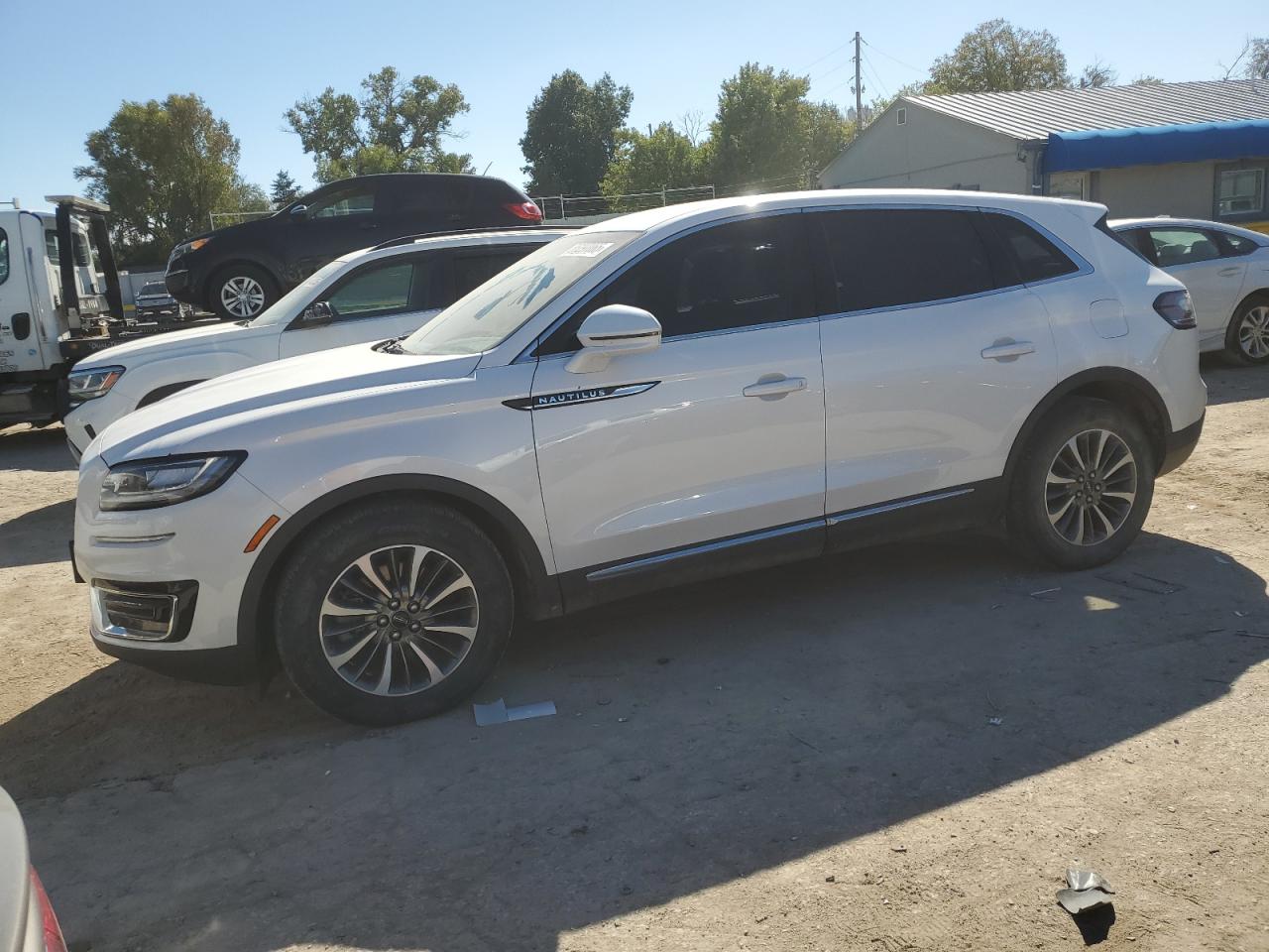 Lot #3279686960 2019 LINCOLN NAUTILUS S