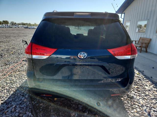 2011 TOYOTA SIENNA LE #3296419646