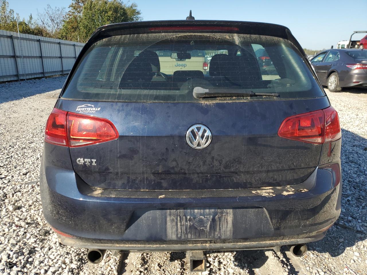 VOLKSWAGEN GOLF GTI S