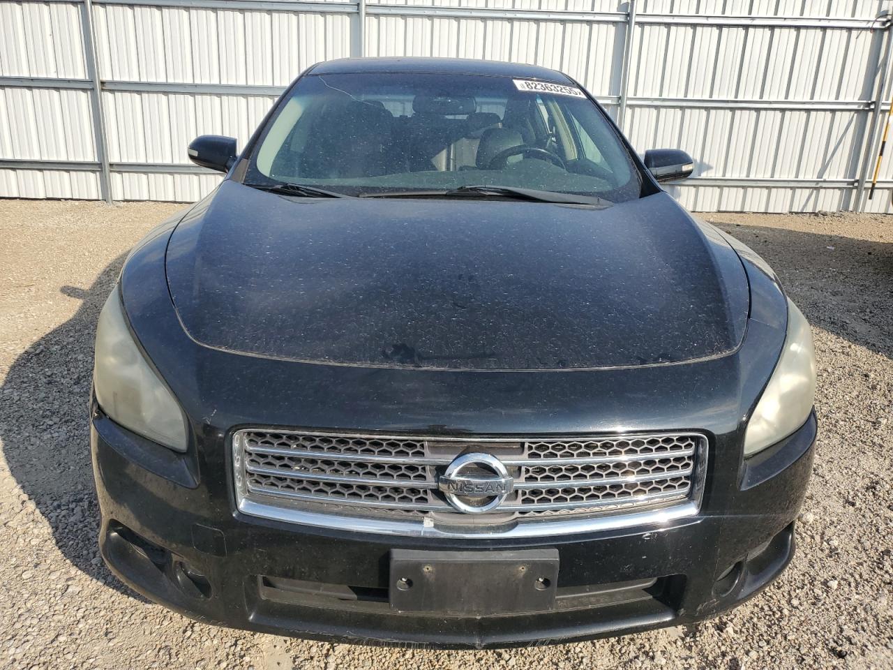 NISSAN MAXIMA S