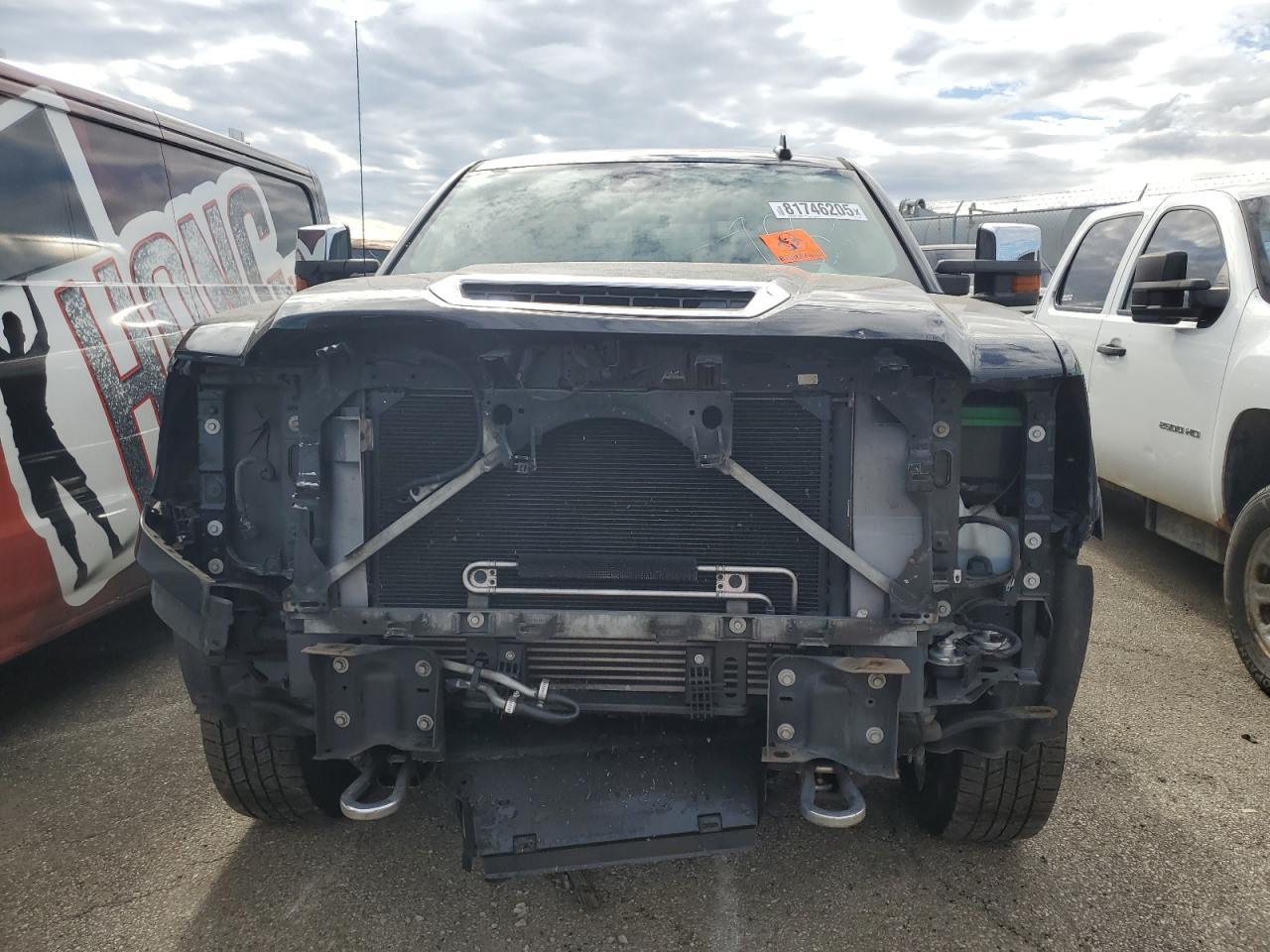 GMC SIERRA K2500 DENALI