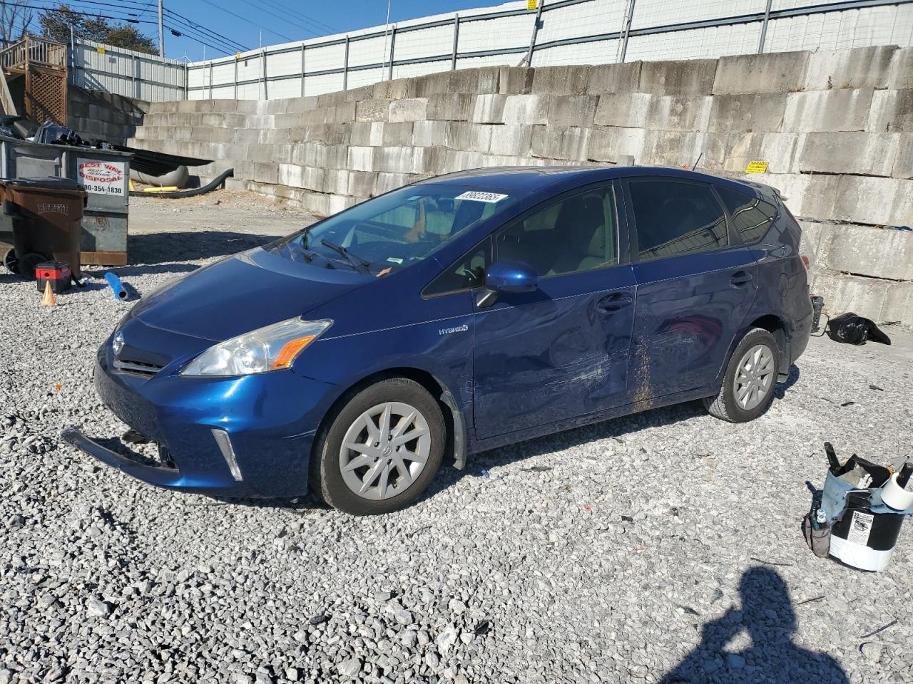 TOYOTA PRIUS V