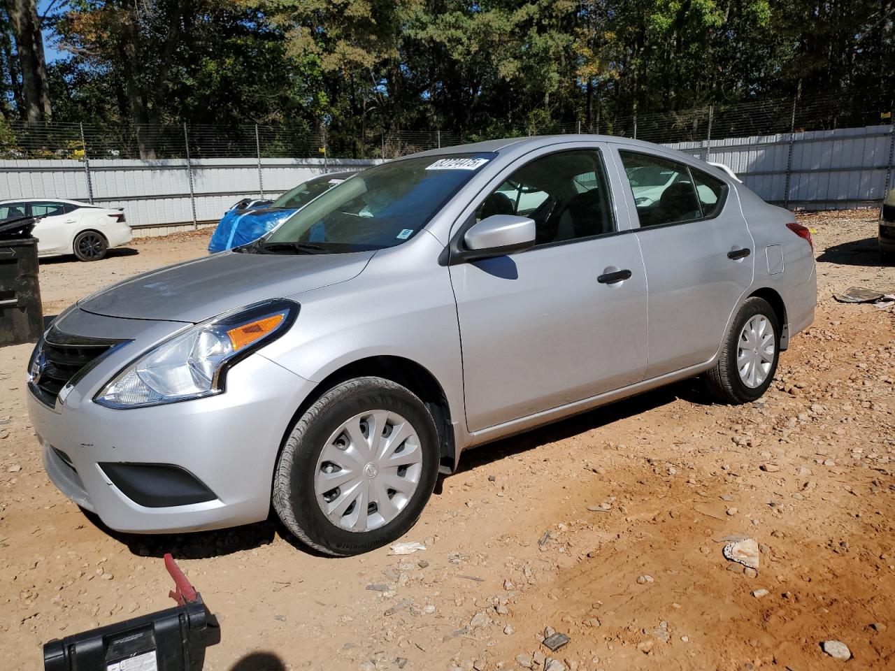 NISSAN VERSA S