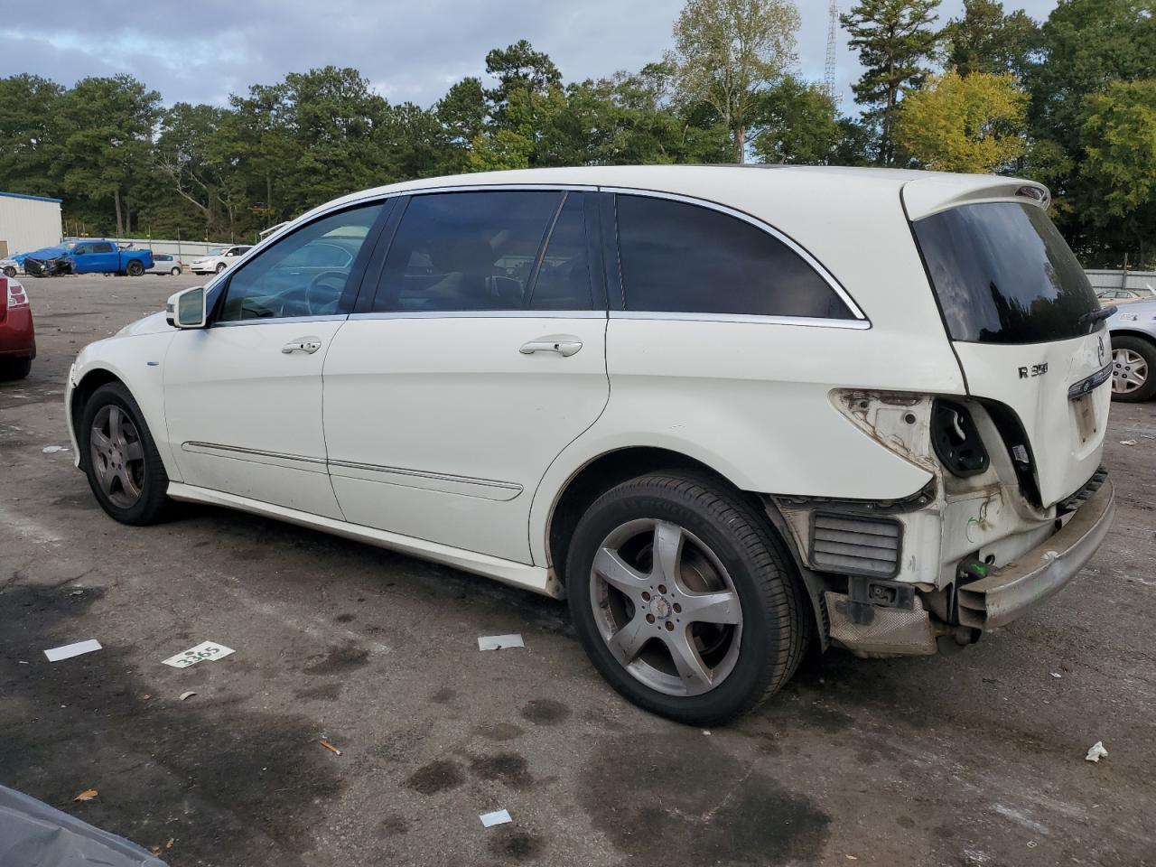 MERCEDES-BENZ R-CLASS 350 4MATIC