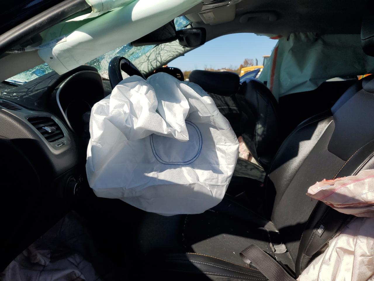 Lot #3318872051 2018 JEEP COMPASS LA