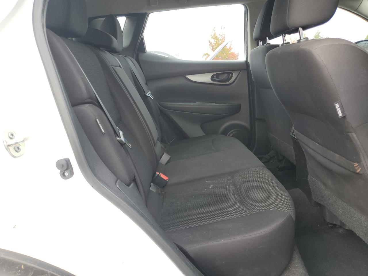 NISSAN ROGUE SPORT S