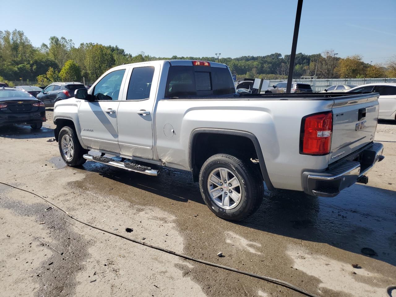 GMC SIERRA K1500 SLE