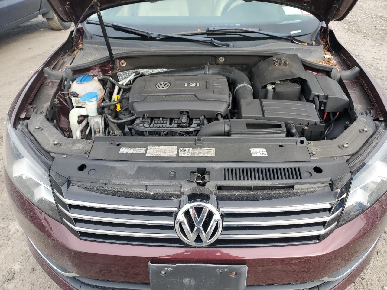 VOLKSWAGEN PASSAT S