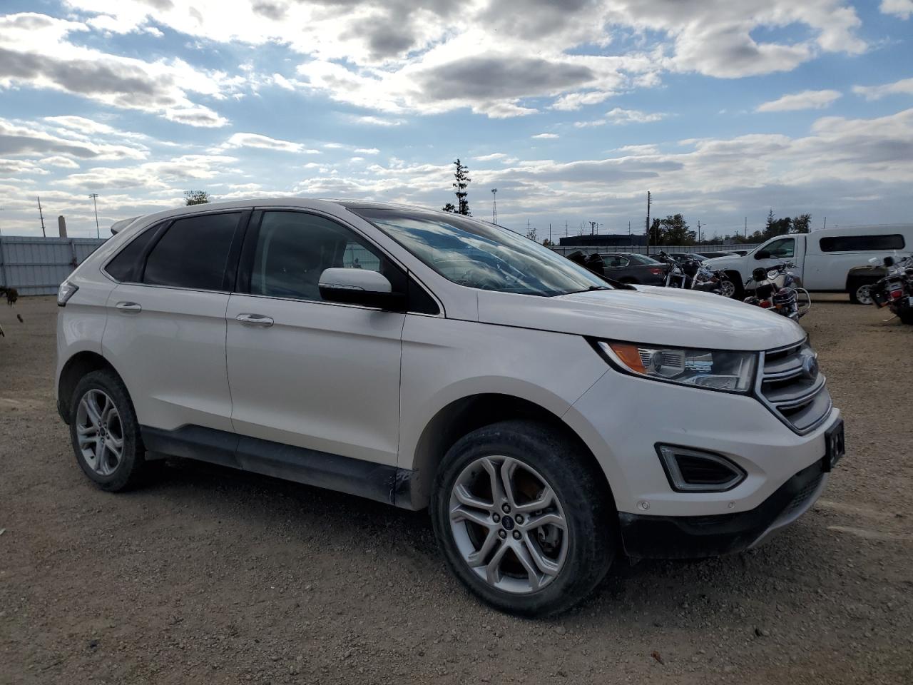 FORD EDGE TITANIUM