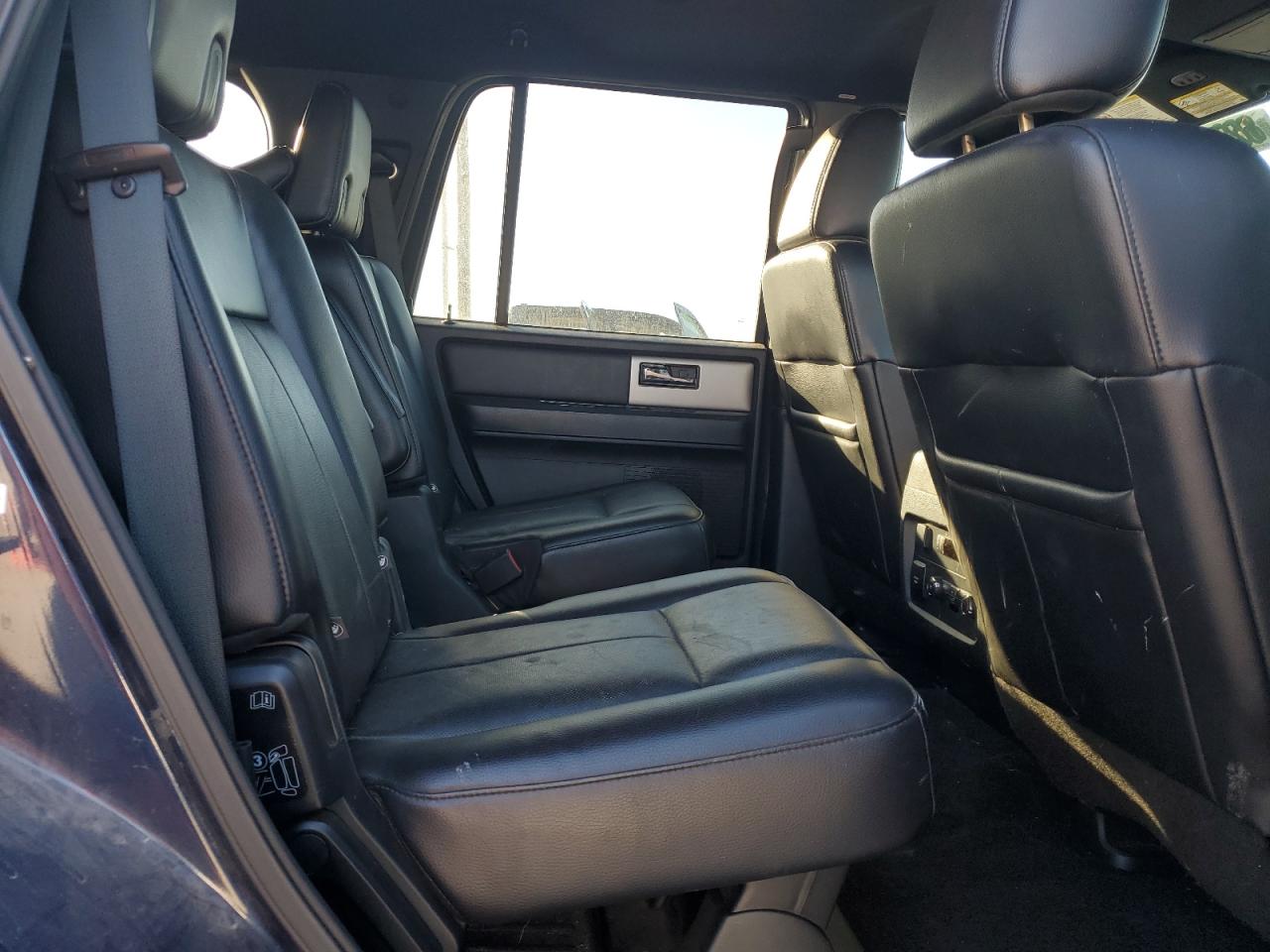 FORD EXPEDITION LIMITED