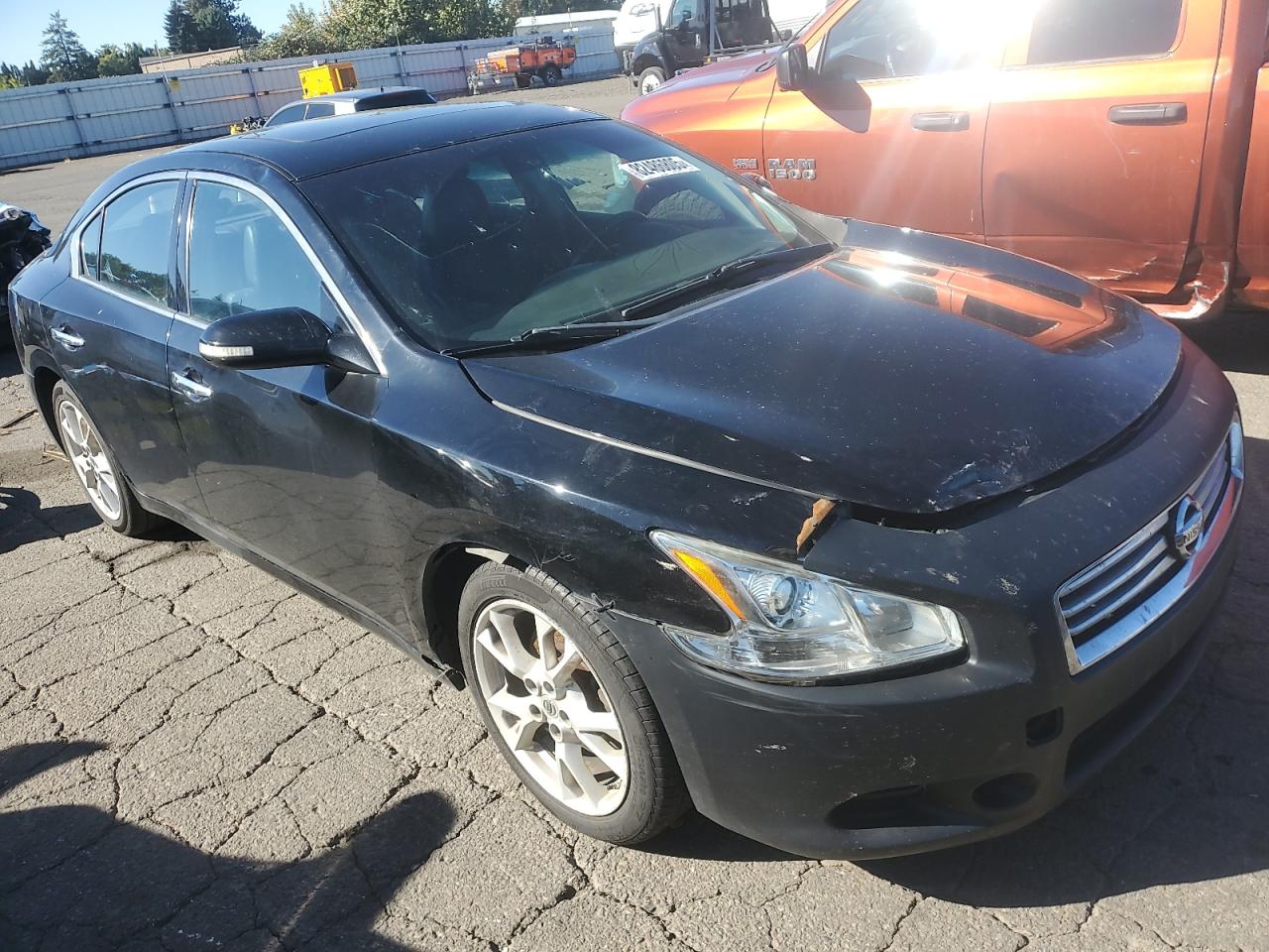 NISSAN MAXIMA S