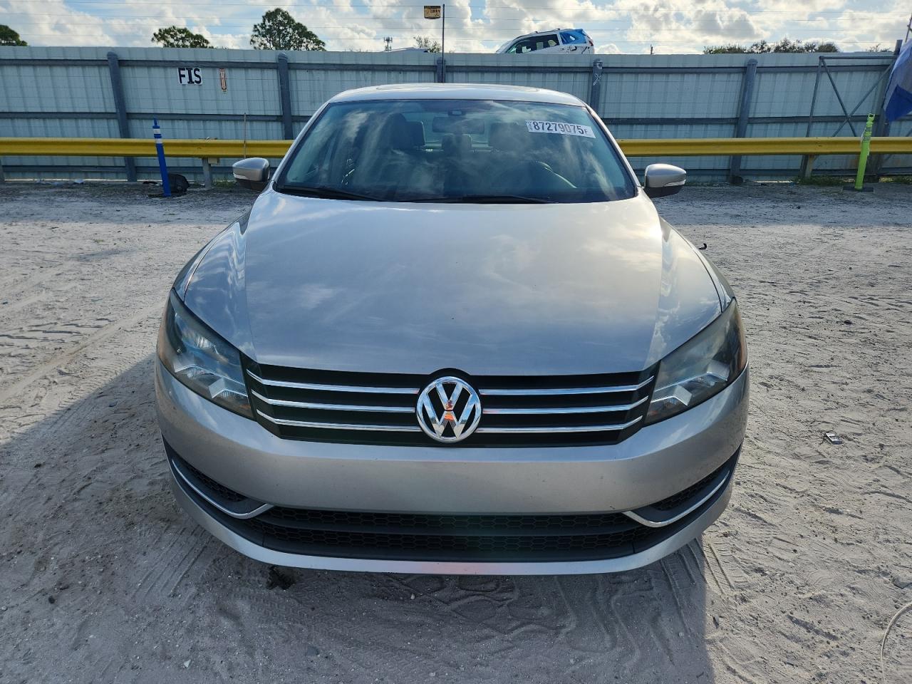 VOLKSWAGEN PASSAT SE