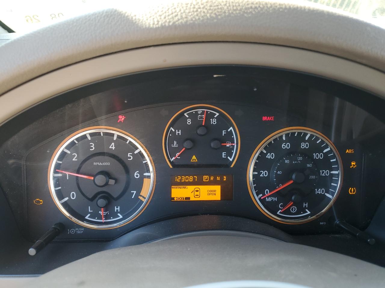 NISSAN ARMADA PLATINUM