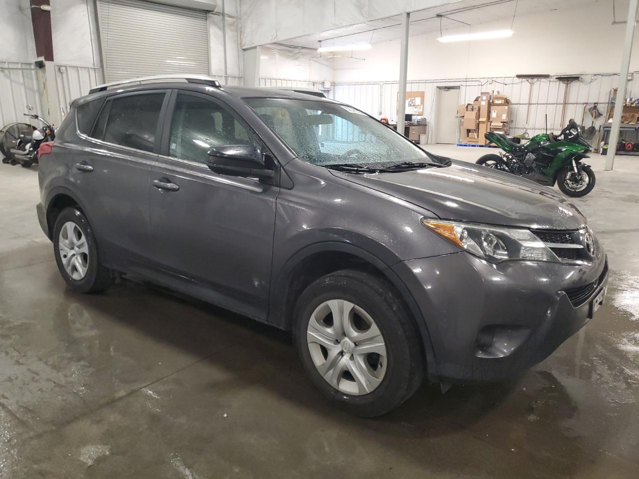 TOYOTA RAV4 LE