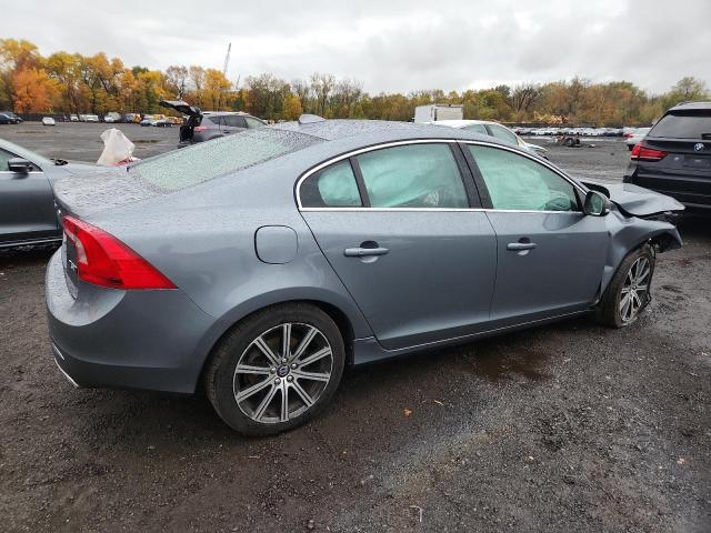 2017 VOLVO S60 PREMIER LYV402TK4HB125690