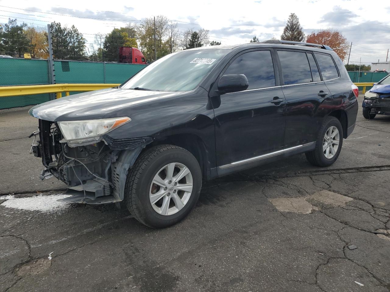 TOYOTA HIGHLANDER BASE