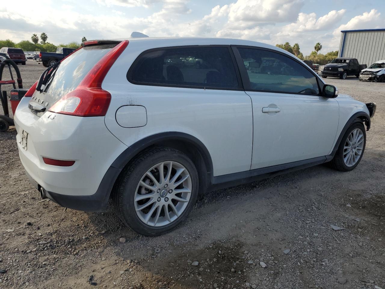 VOLVO C30 T5