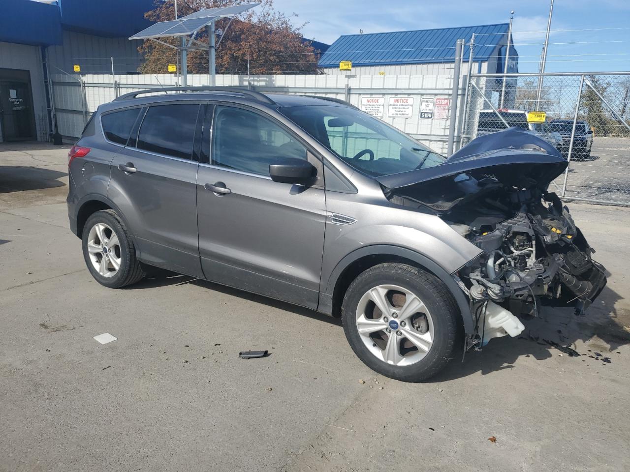 FORD ESCAPE SE