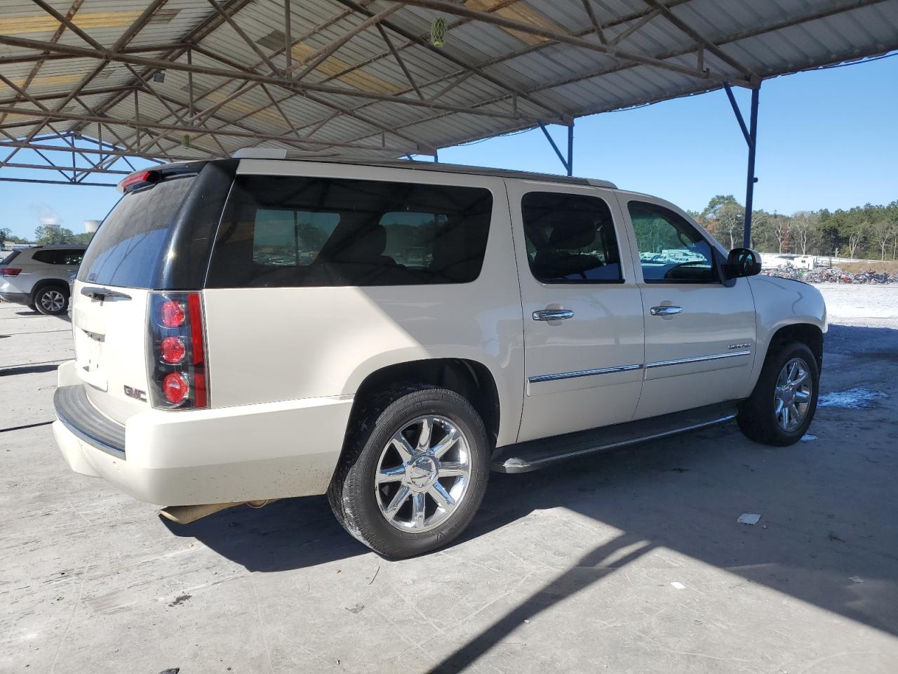 GMC YUKON DENALI