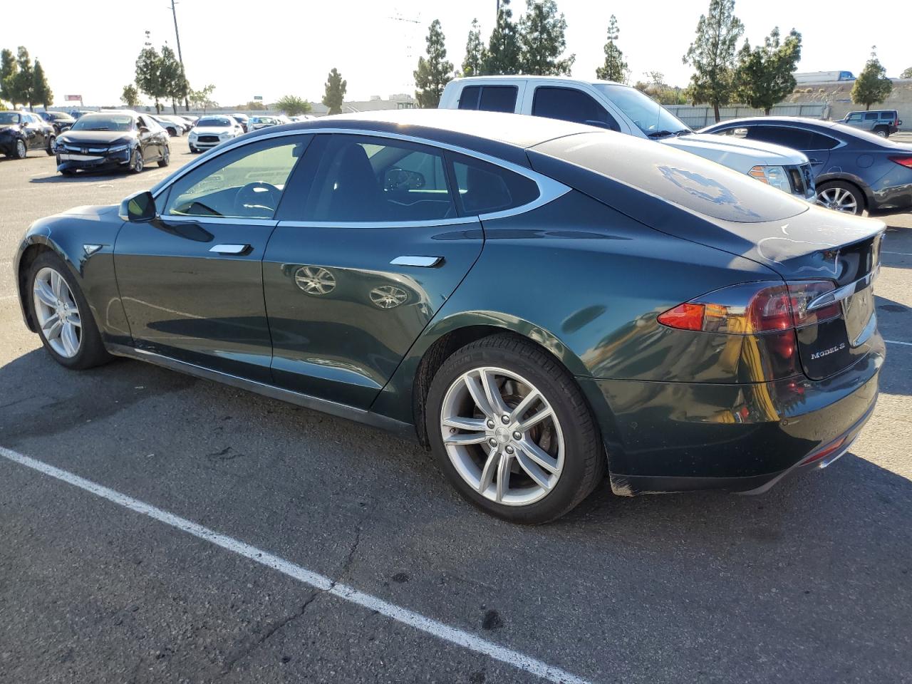 TESLA MODEL S