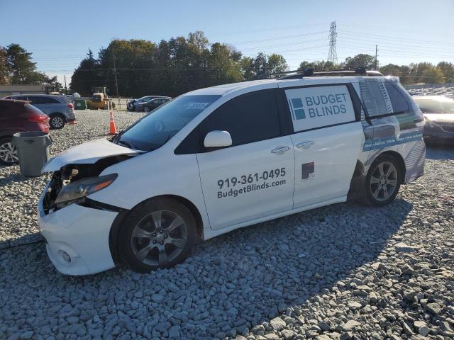 2016 TOYOTA SIENNA SE 5TDXK3DC1GS766289