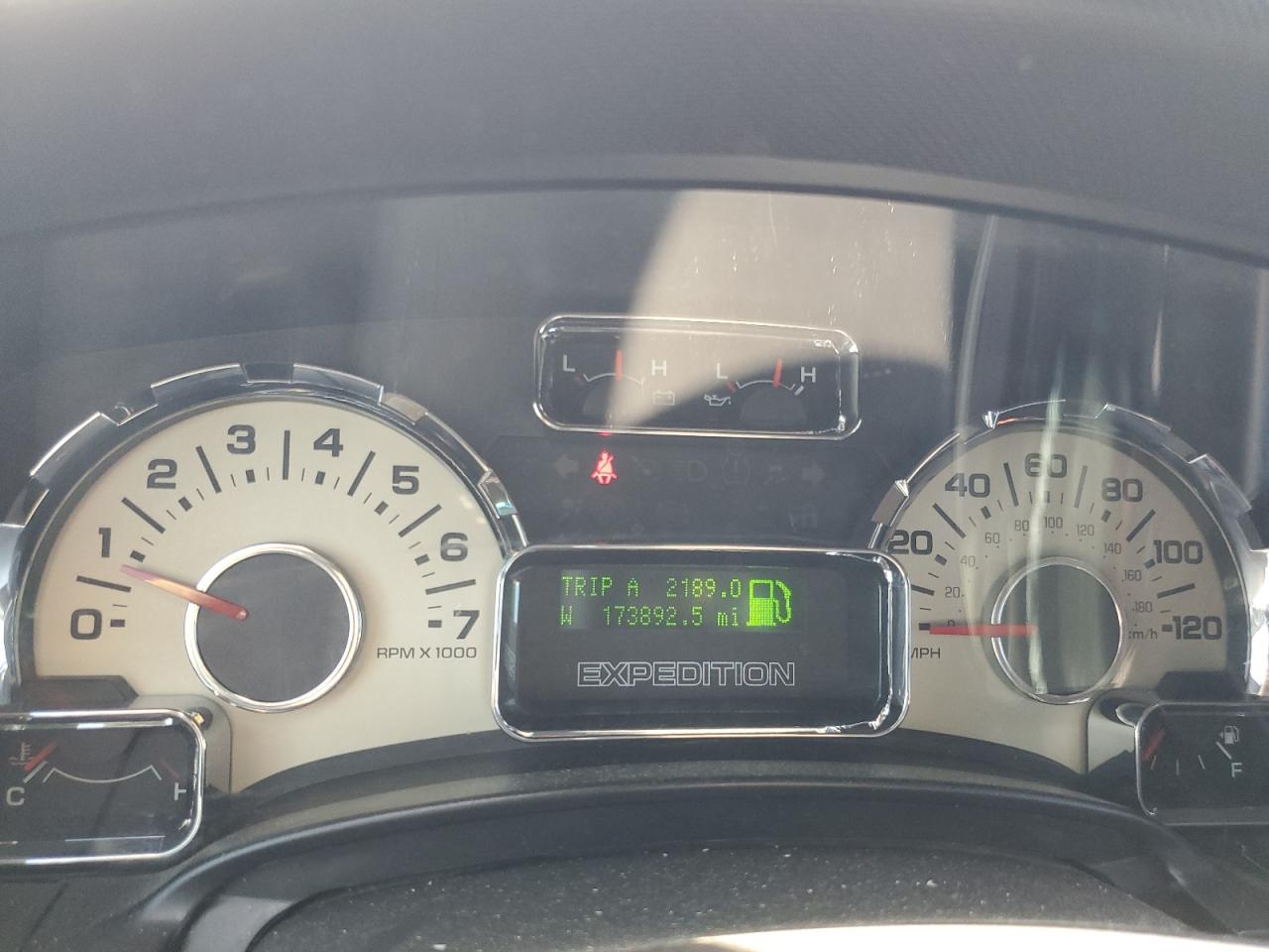 FORD EXPEDITION LIMITED