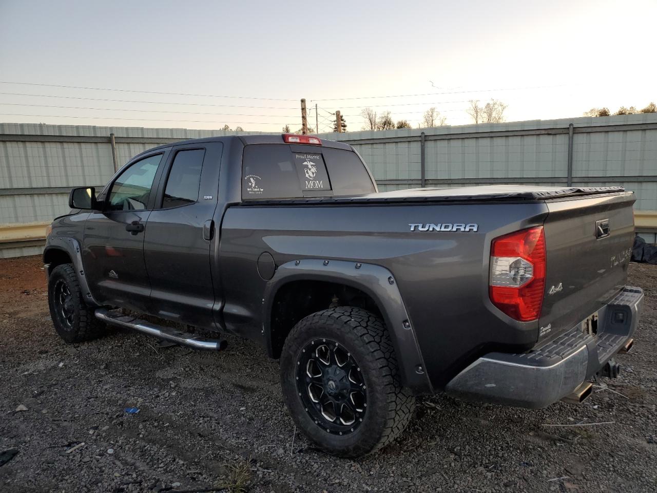 TOYOTA TUNDRA DOUBLE CAB SR