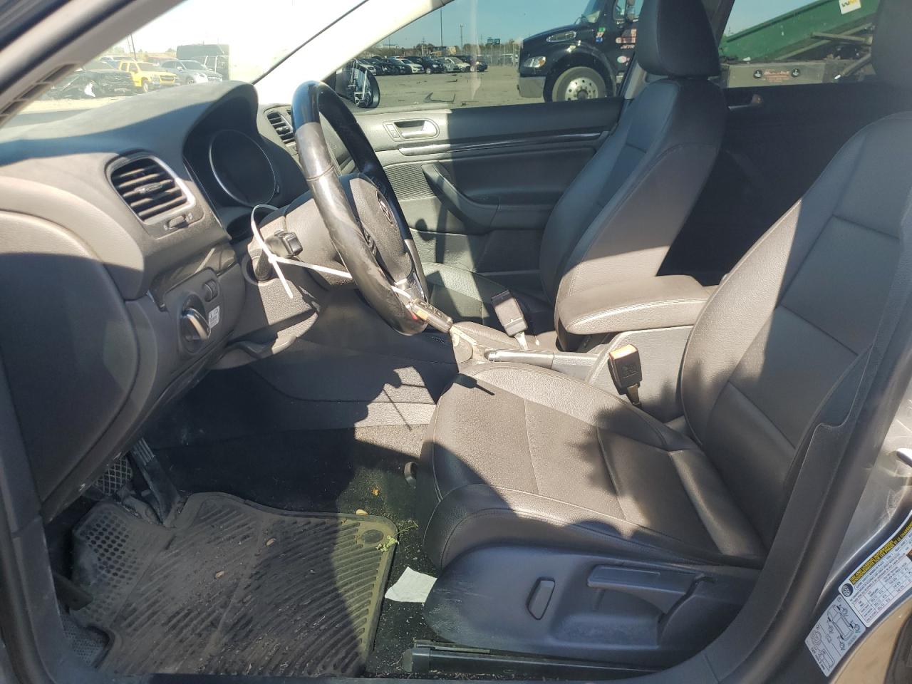 VOLKSWAGEN JETTA TDI