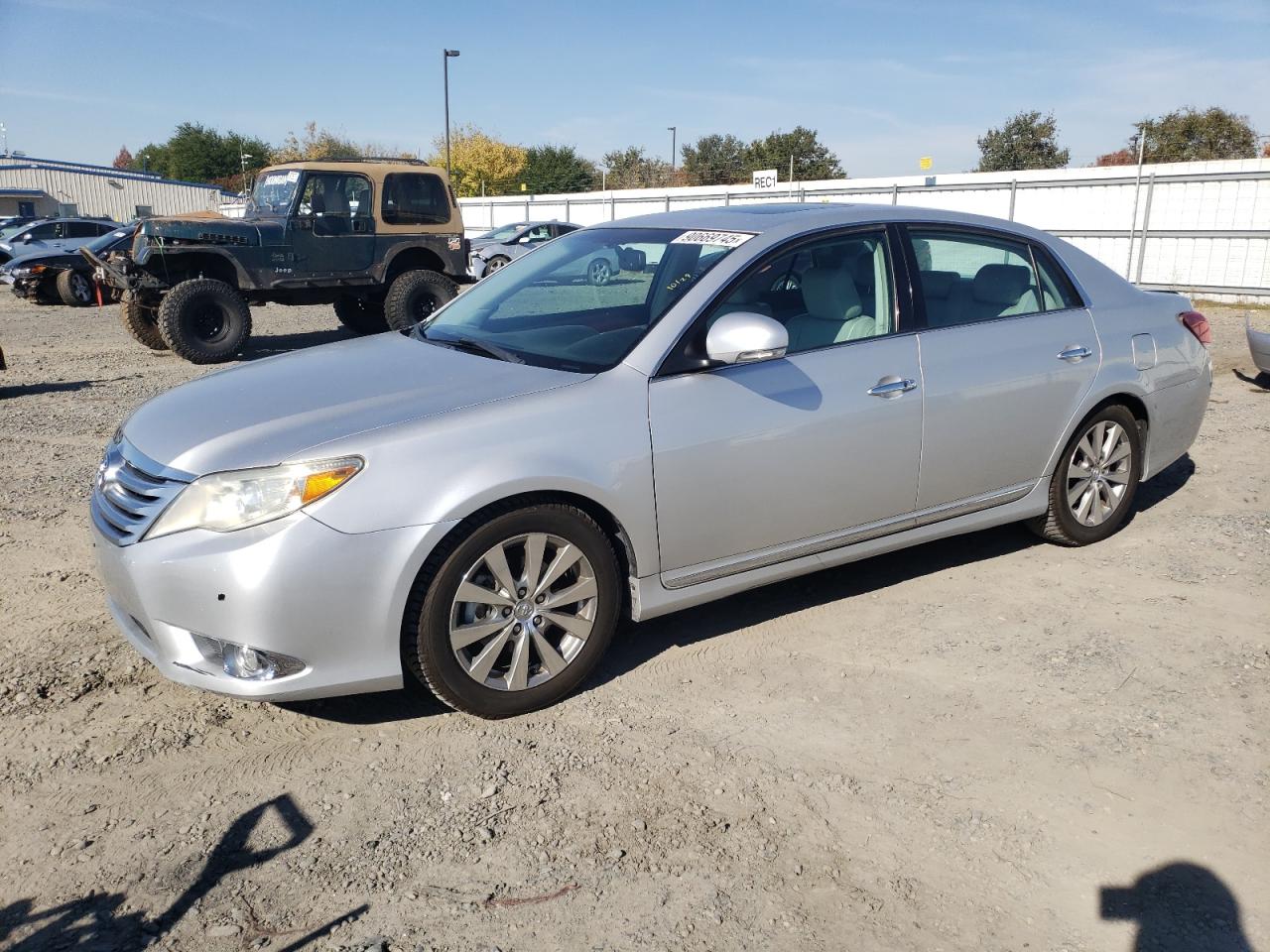 TOYOTA AVALON BASE